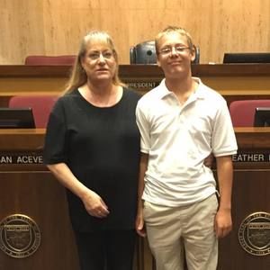 Meet your Posher, Lori